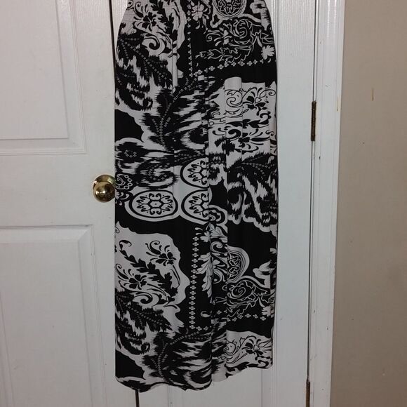 New Directions black and white smocked summer beach dress Sz 8 - Picture 6 of 8